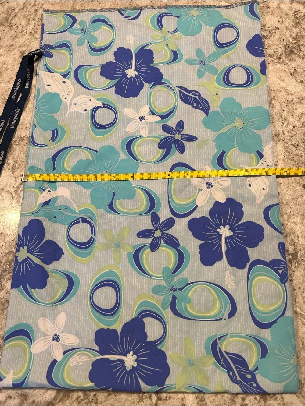 Patagonia Floral Drawstring Bag in Blue, Teal, White